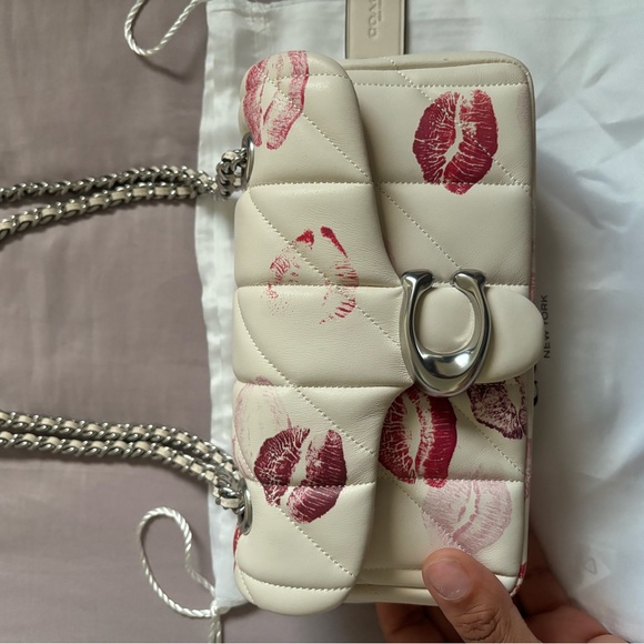 NWT coach quilted tabby 20